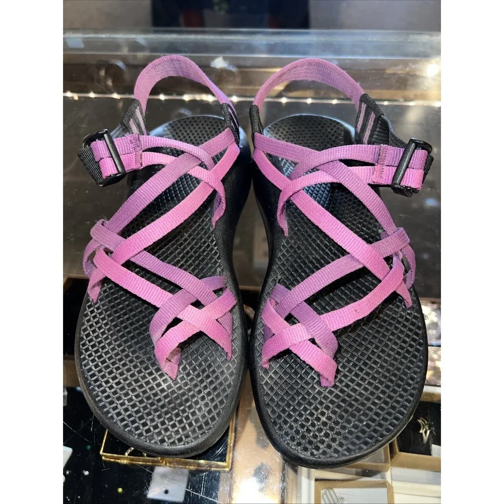 Women's Pink And Purple Strappy Chaco Performance Sandals  Size 7 Lake Shoes